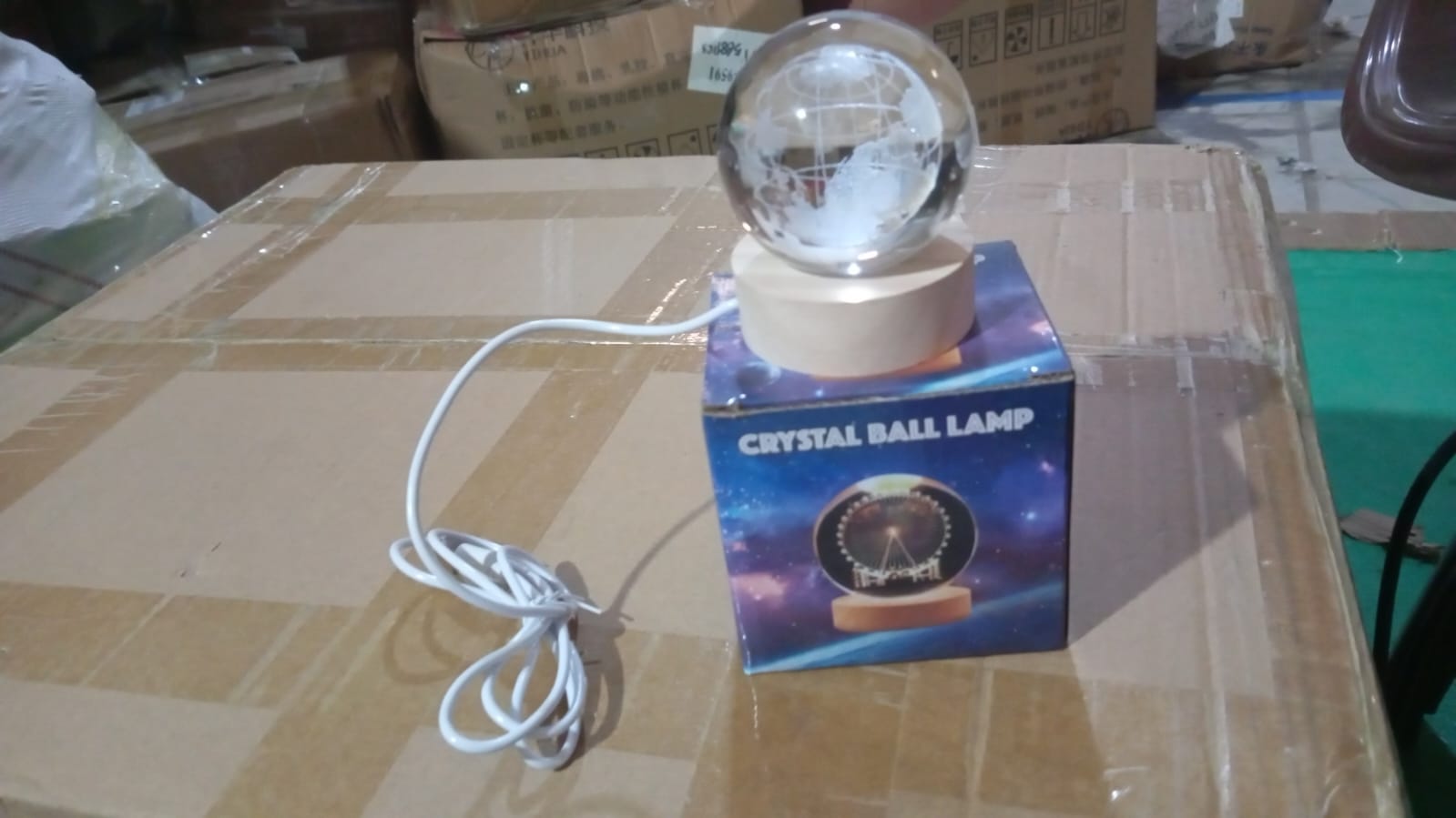 World 3D Crystal Ball lamps With Wood Base (1 Pc) World 3D Crystal Ball lamps With Wood Base (1 Pc)